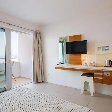 Delta Hotell 3*
