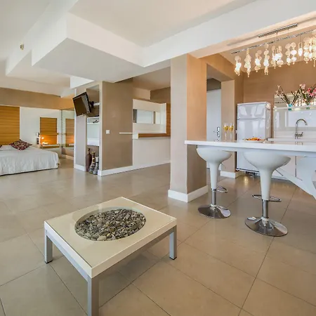 Delta Hotell