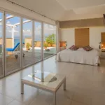 Hotel Delta