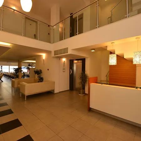 Delta フェティエ